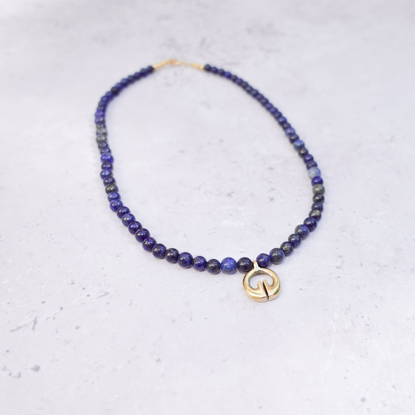 Kananumoan Necklace - Lapis Lazuli