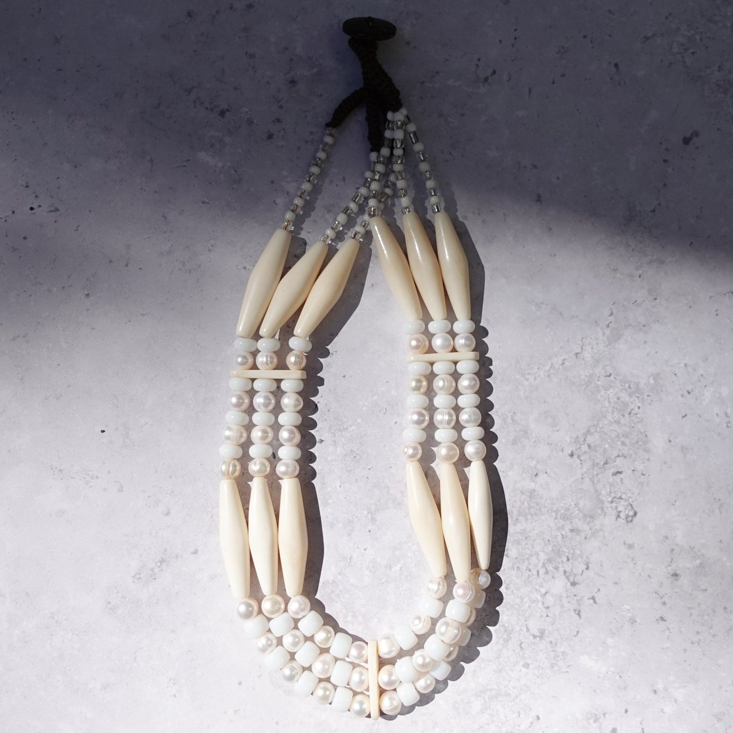 Bongor - Pearl, Bone White 1/1