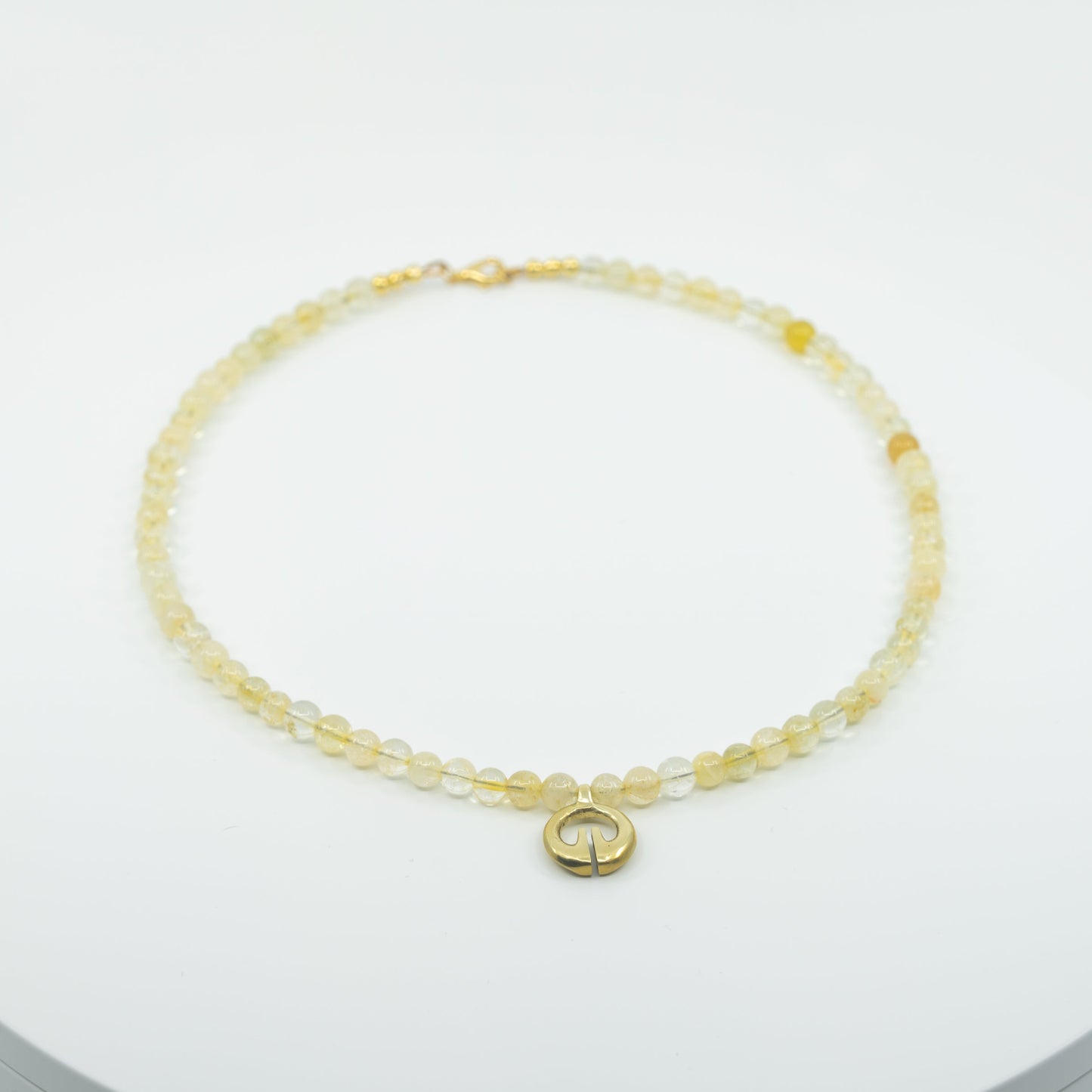 Kananumoan Necklace - Citrine