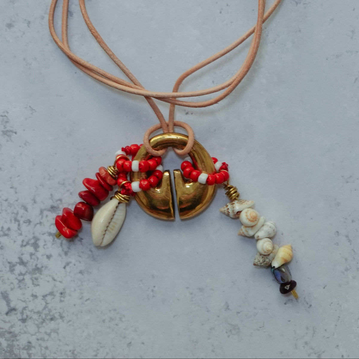 Beaded Uvong - Beige Leather